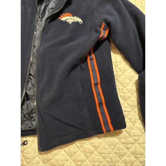 Denver Broncos jacket Size S Woman’s - Picture 6 of 10